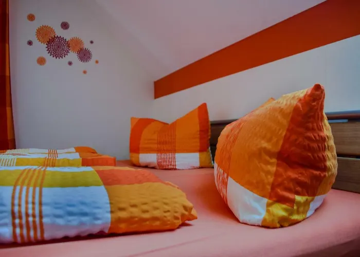 Ferienhaus-bodden Dom wakacyjny Saal