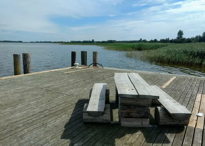 Ferienhaus-bodden Dom wakacyjny Saal